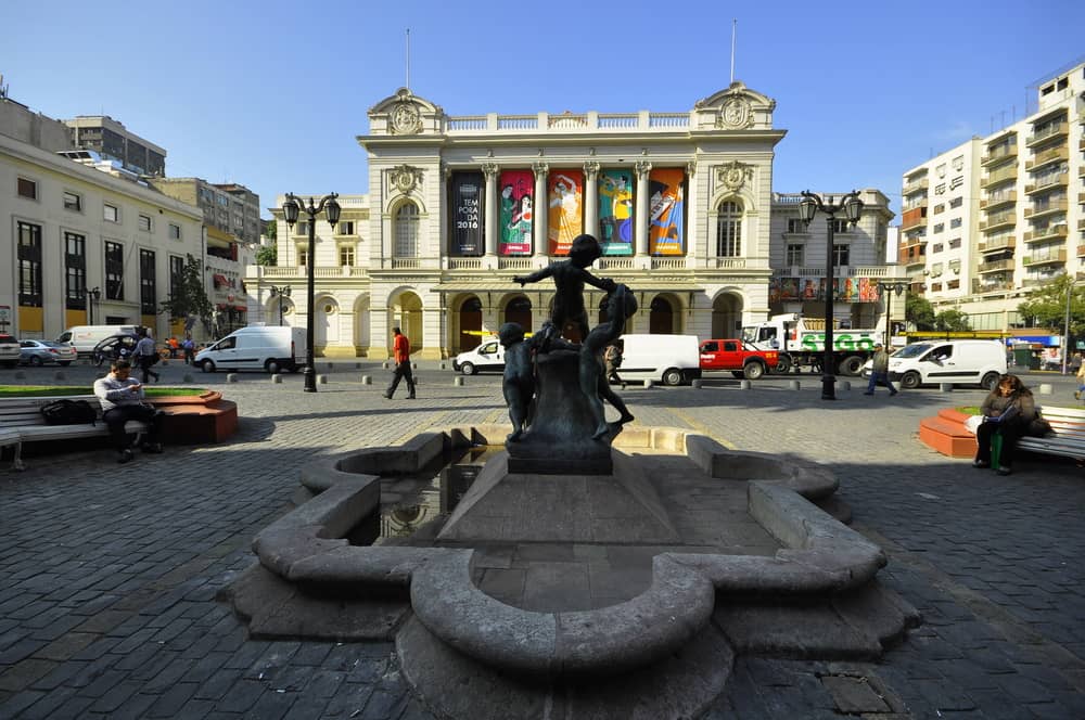 A fountain in downtown Santiago in front of the theater