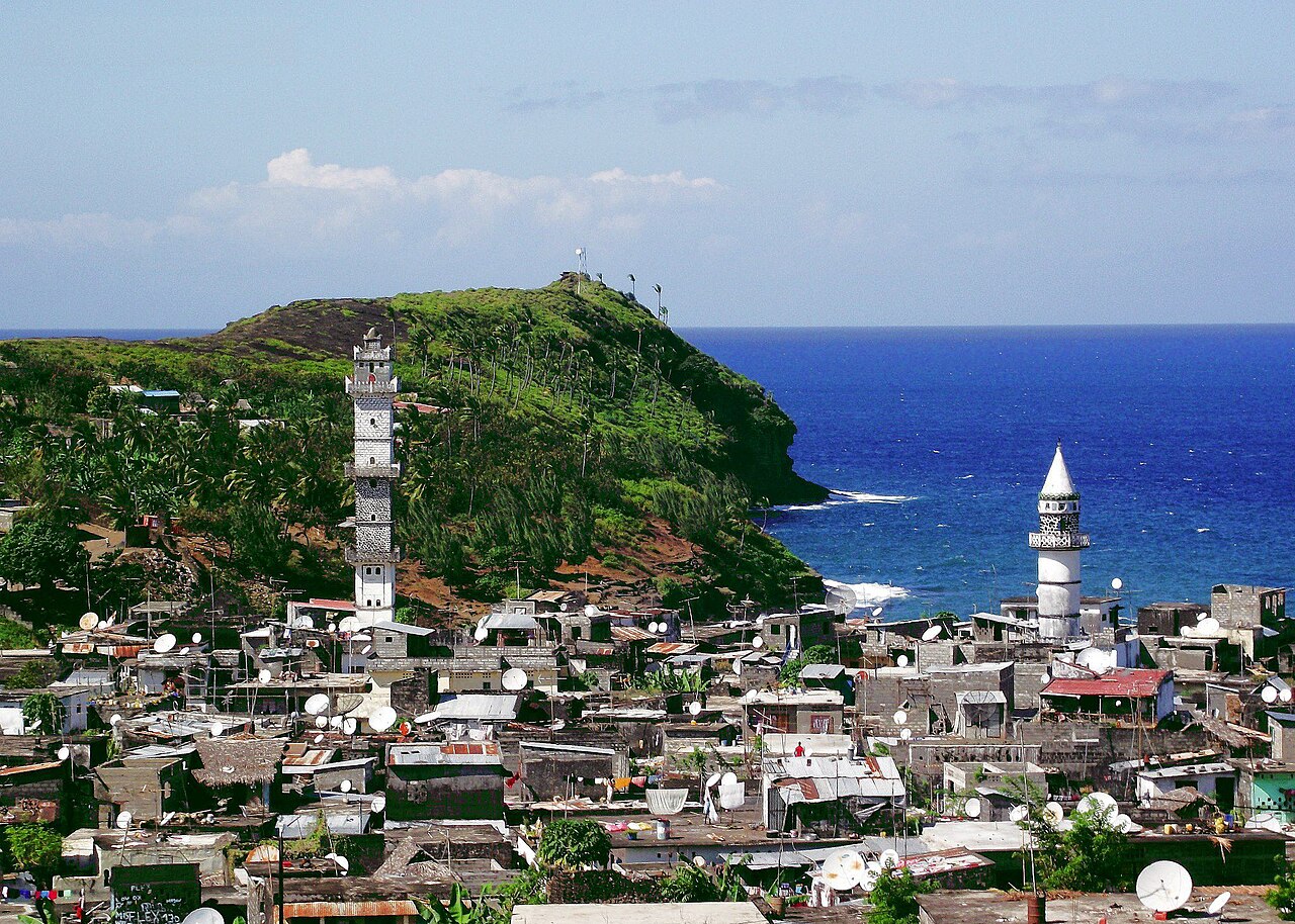 A view of Domoni, Anjouan including mosque