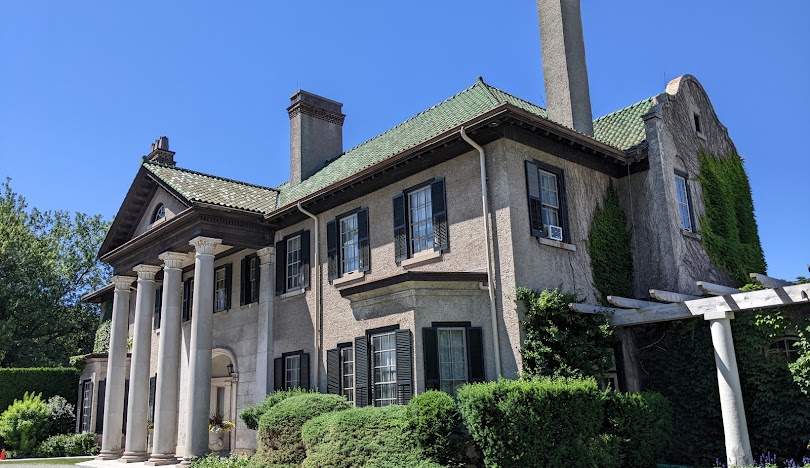 Photo of the Parkwood Estates